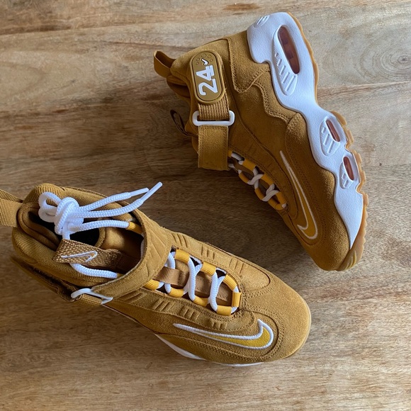 NIKE AIR GRIFFEY MAX 1 (GS) WHEAT-POLLEN-WHITE 5.5WOMENS SZ 7 - Picture 4 of 10